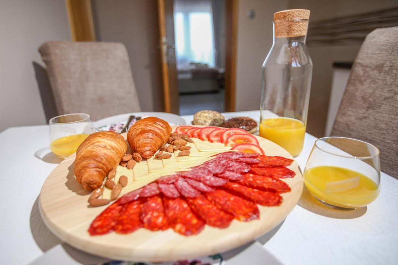 Dunavski Cvet Banatska Palanka Exteriör bild